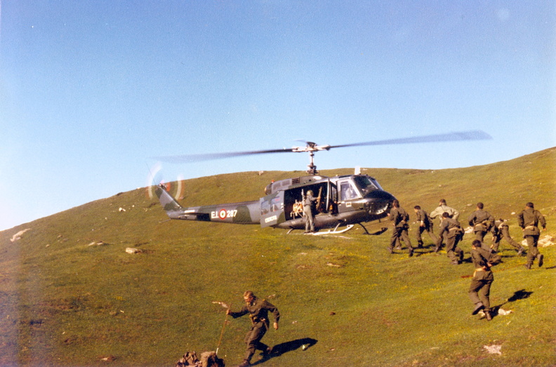 17_600 dpi MILITARE A10_.jpg